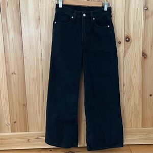 High-Rise Black Wide-Leg Cropped Jeans